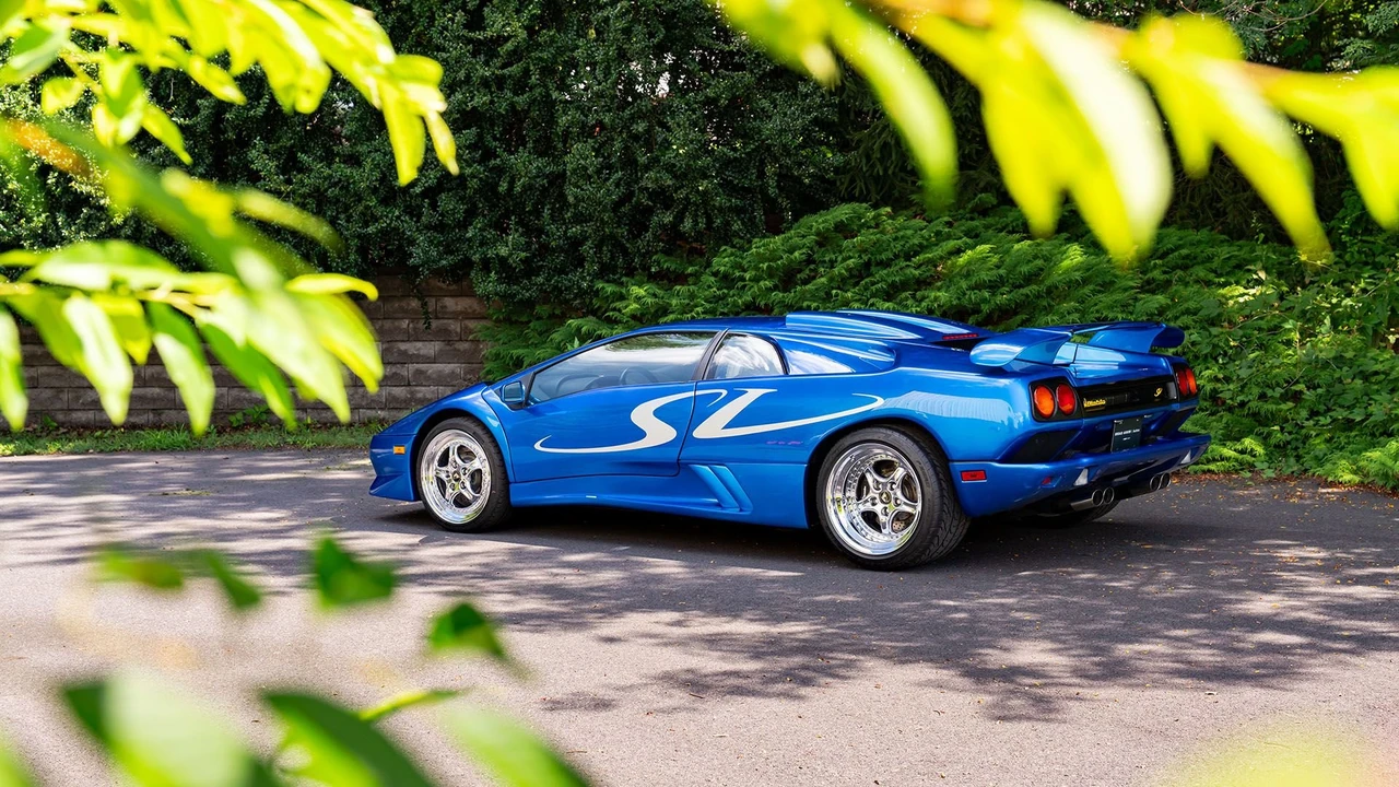 1998 Lamborghini Diablo SV - Image 15 of 31