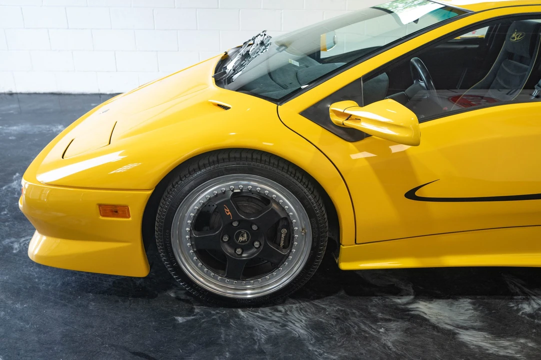 1998 Lamborghini Diablo SV - Image 18 of 31