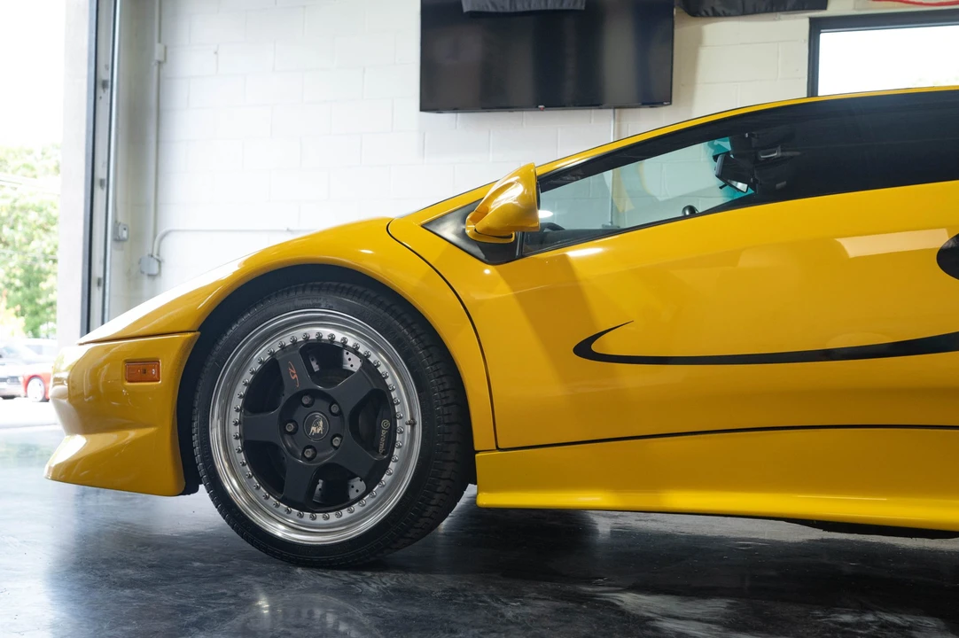 1998 Lamborghini Diablo SV - Image 19 of 31