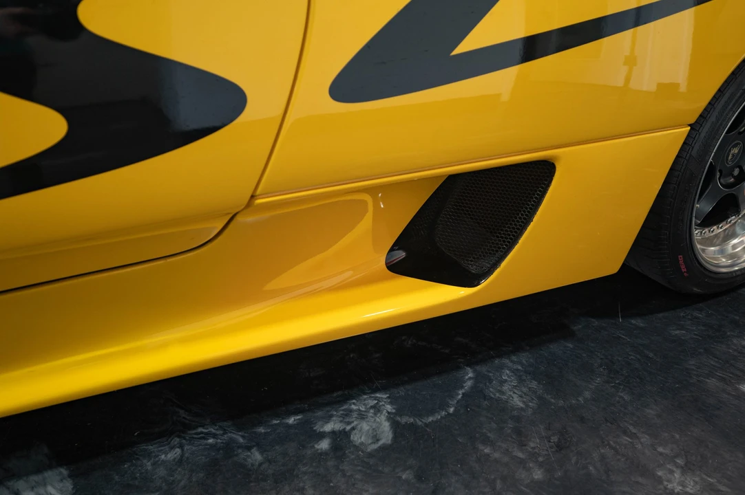 1998 Lamborghini Diablo SV - Image 22 of 31