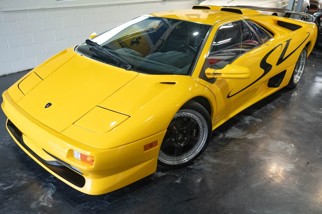 1998 Lamborghini Diablo SV - Image 5 of 31