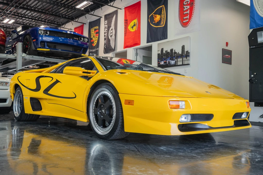 1998 Lamborghini Diablo SV - Image 8 of 31