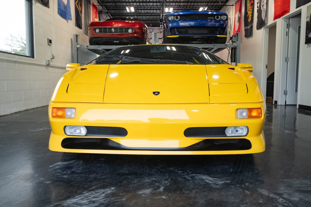 1998 Lamborghini Diablo SV - Image 6 of 31