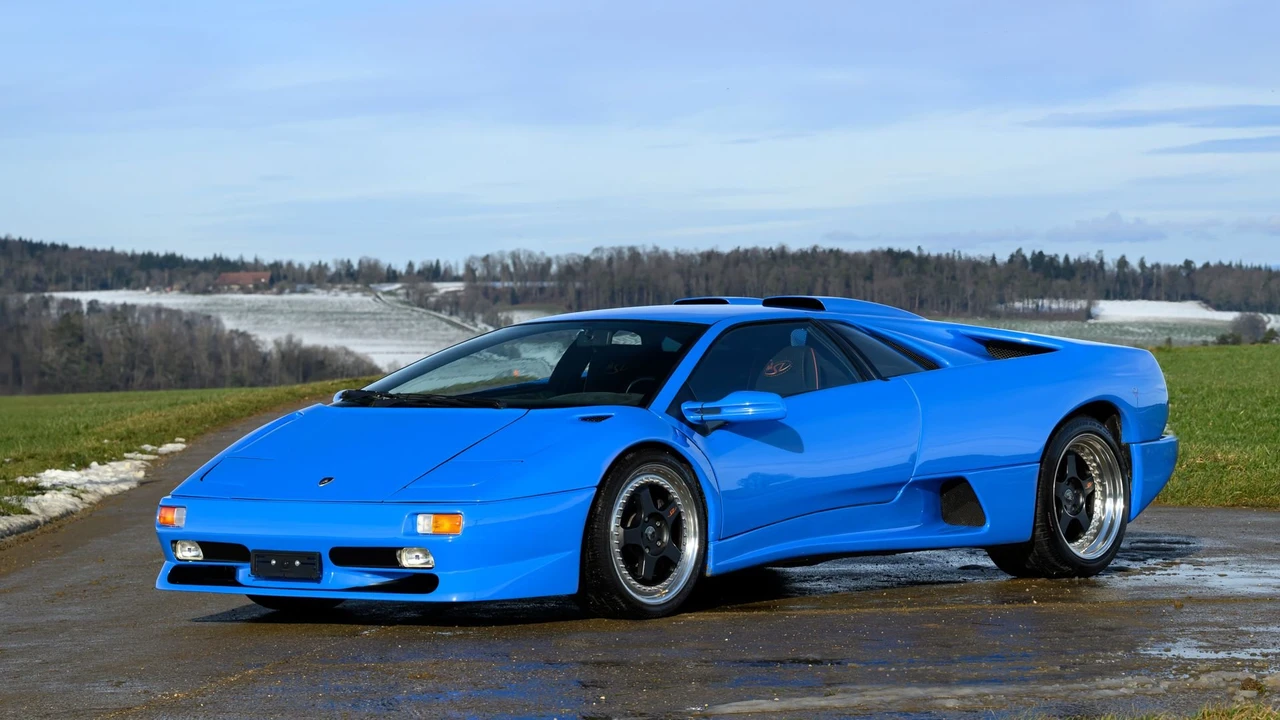 1998 Lamborghini Diablo SV - Image 13 of 31