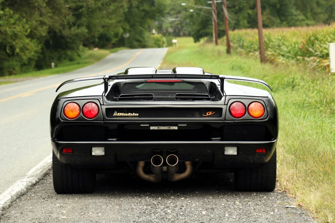 1998 Lamborghini Diablo SV - Image 18 of 31