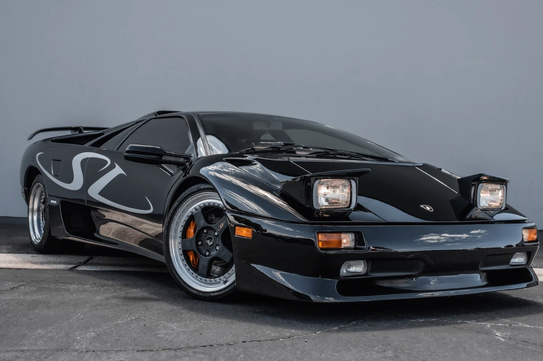 1998 Lamborghini Diablo SV - Image 3 of 31