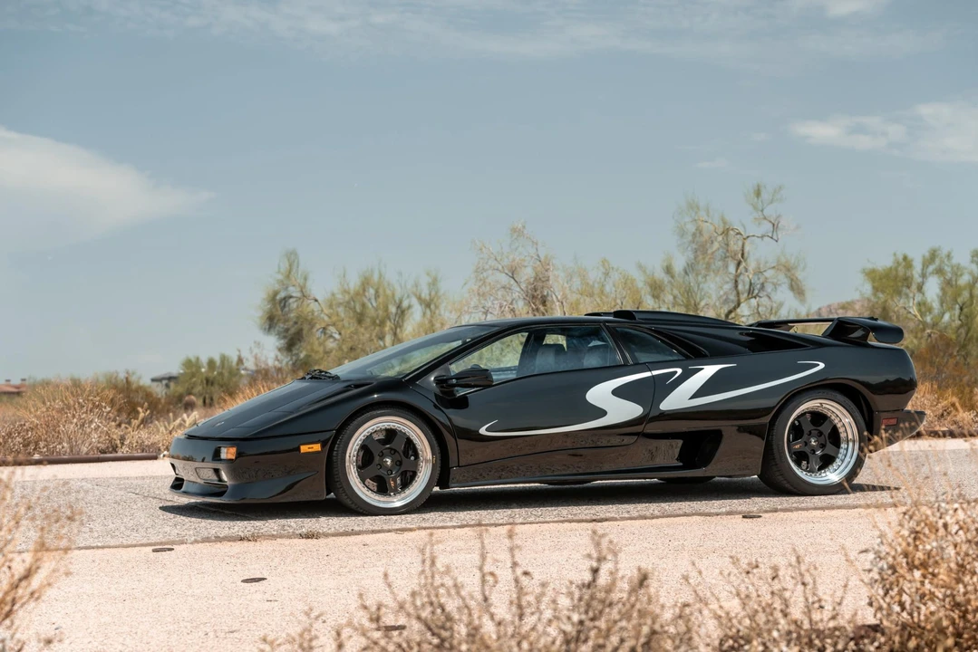 1998 Lamborghini Diablo SV - Image 2 of 31