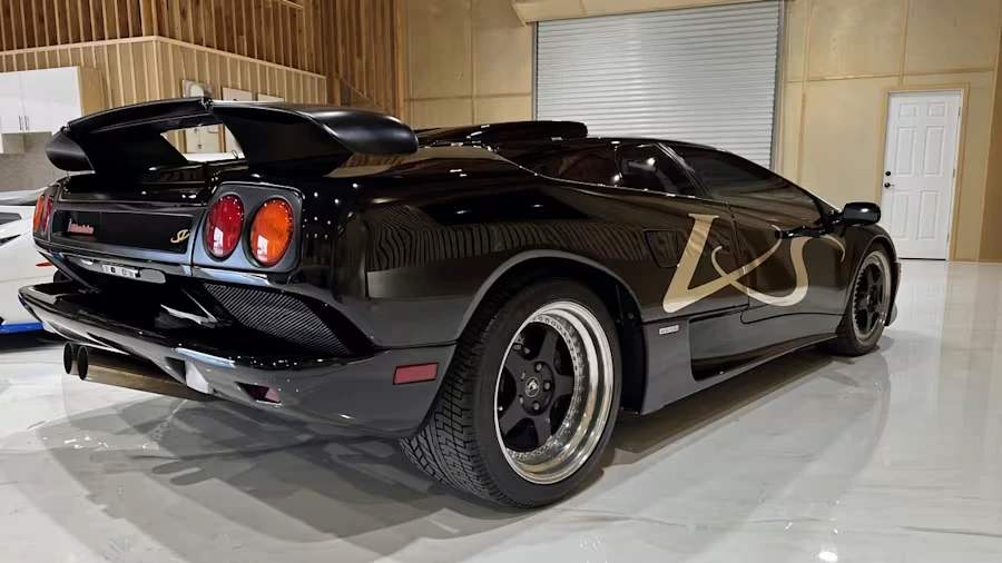 1998 Lamborghini Diablo SV - Image 2 of 31