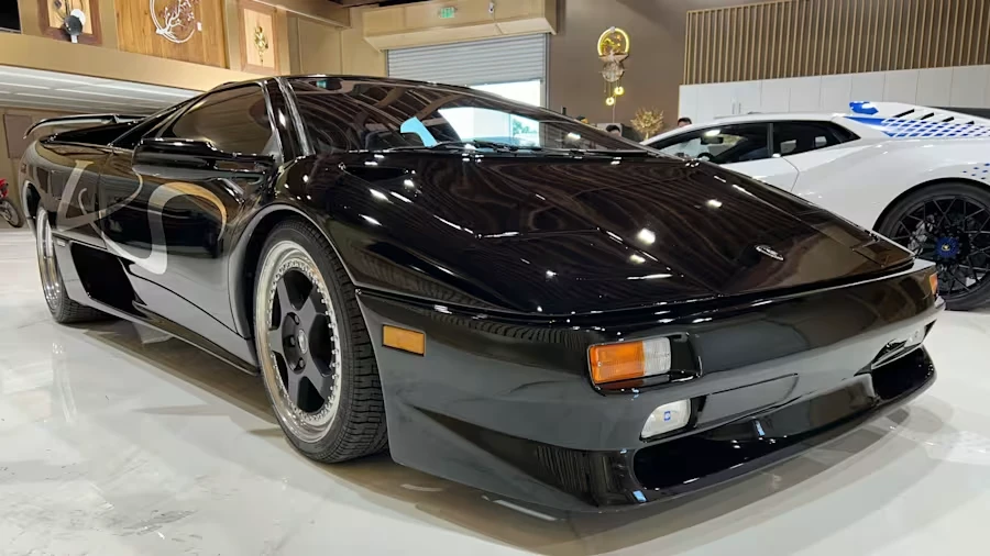 1998 Lamborghini Diablo SV - Image 5 of 31