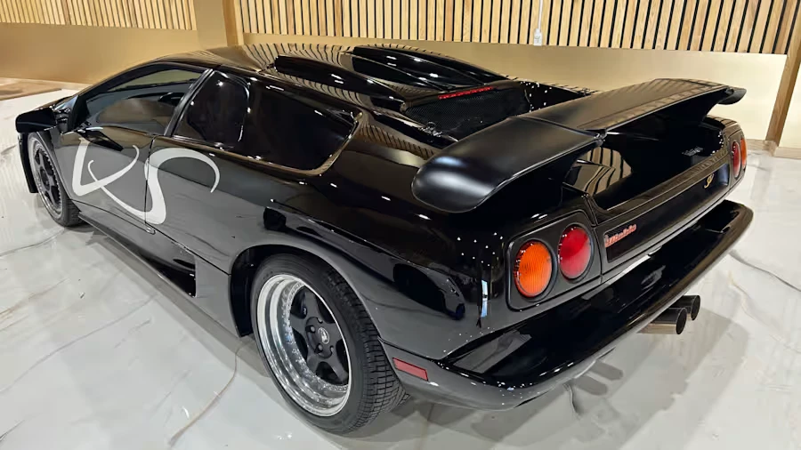 1998 Lamborghini Diablo SV - Image 6 of 31
