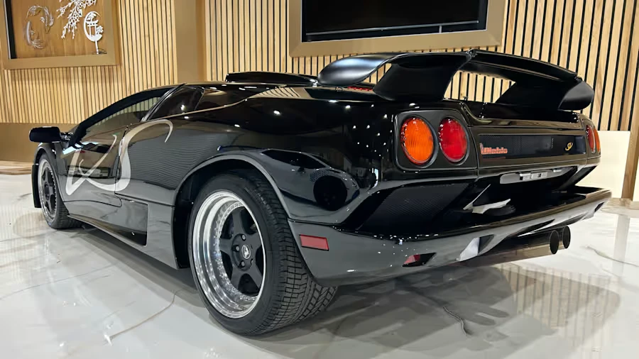1998 Lamborghini Diablo SV - Image 17 of 31