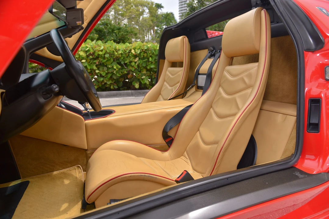 1998 Lamborghini Diablo VT - Image 18 of 31