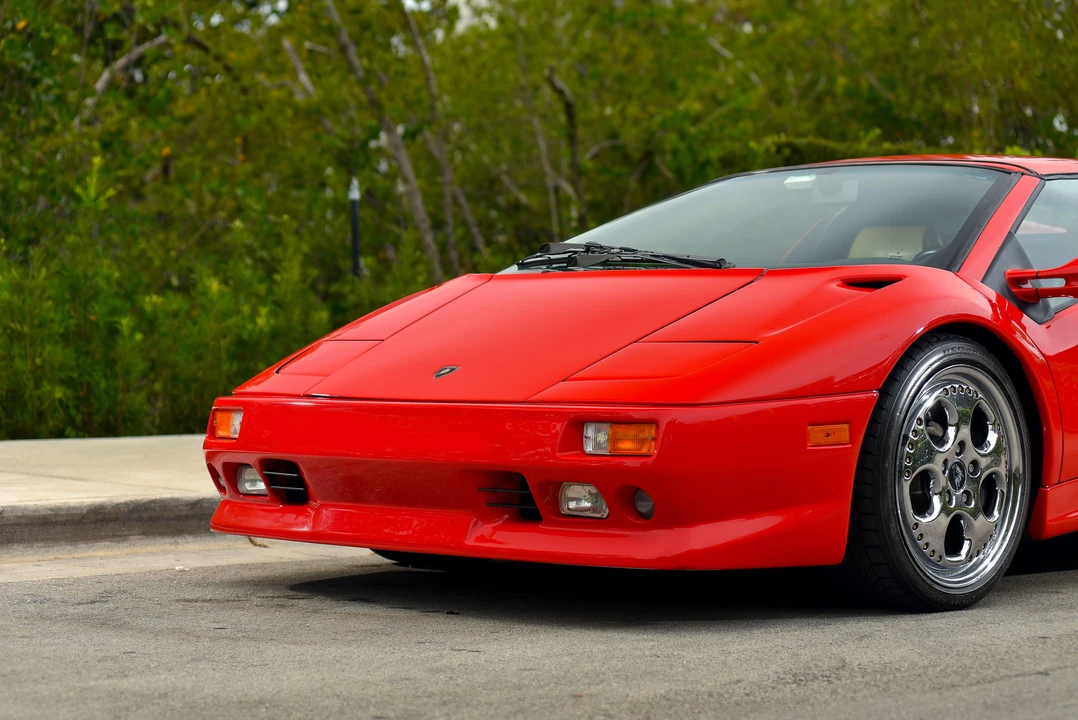 1998 Lamborghini Diablo VT - Image 3 of 31