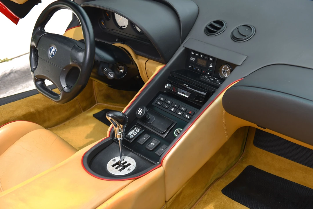 1998 Lamborghini Diablo VT - Image 30 of 31