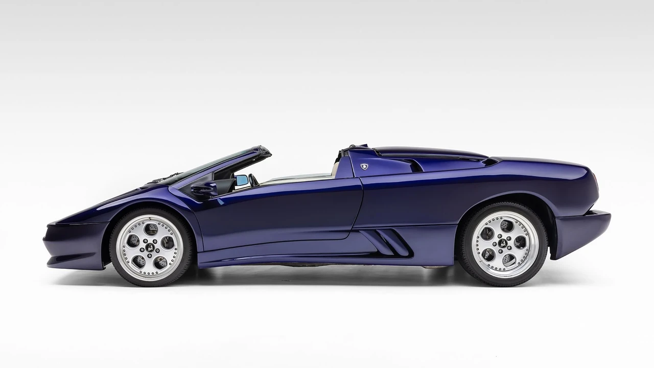 1998 Lamborghini Diablo VT - Image 12 of 31