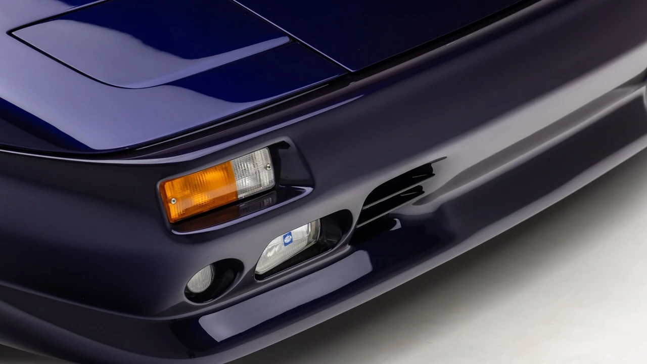 1998 Lamborghini Diablo VT - Image 25 of 31