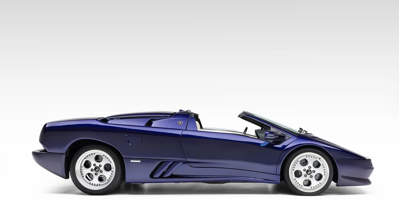 1998 Lamborghini Diablo VT - Image 2 of 31