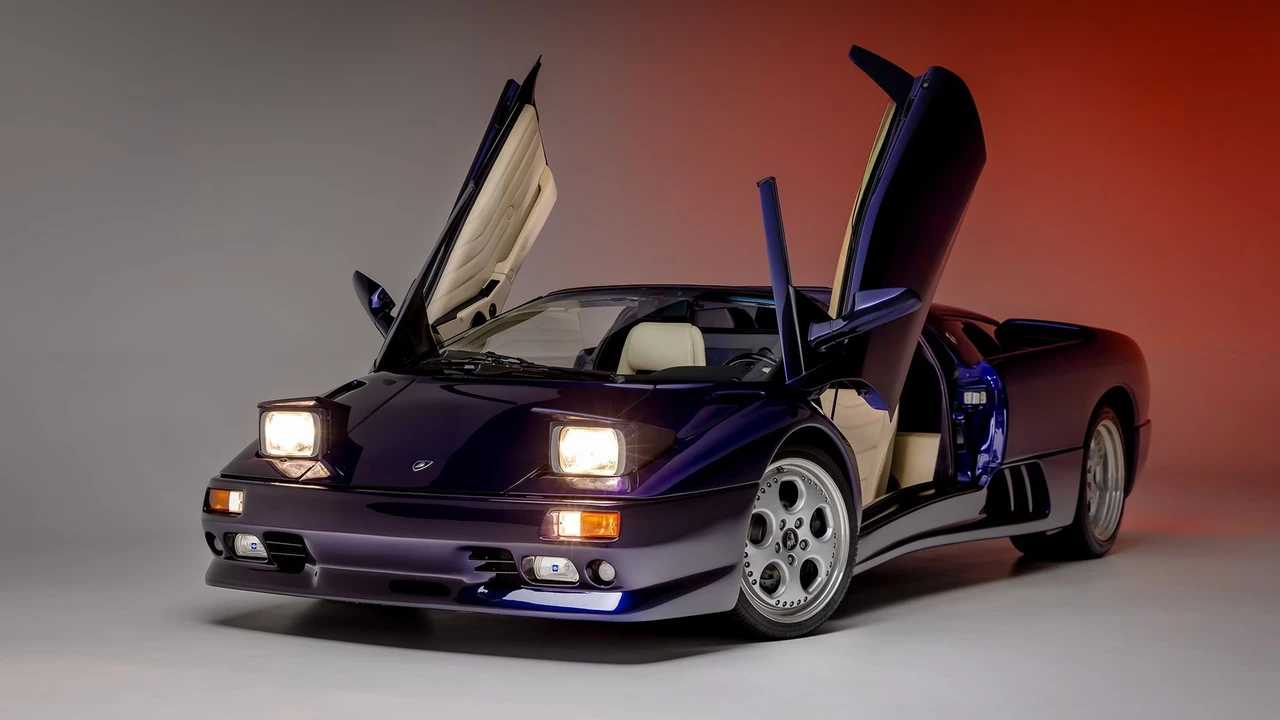 1998 Lamborghini Diablo VT - Image 20 of 31