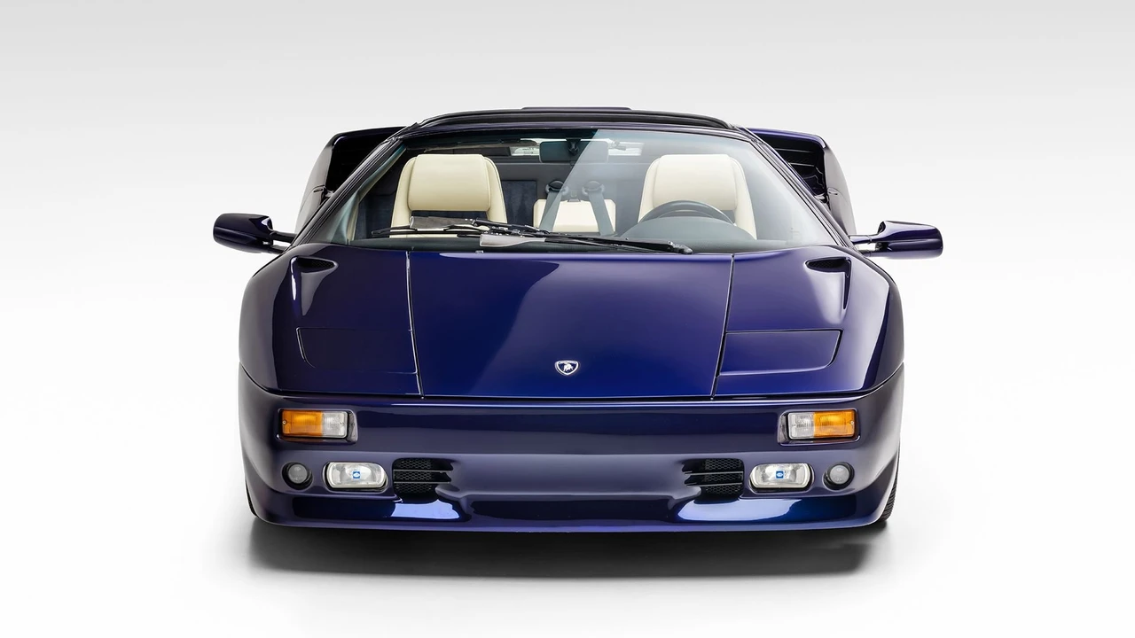 1998 Lamborghini Diablo VT - Image 14 of 31