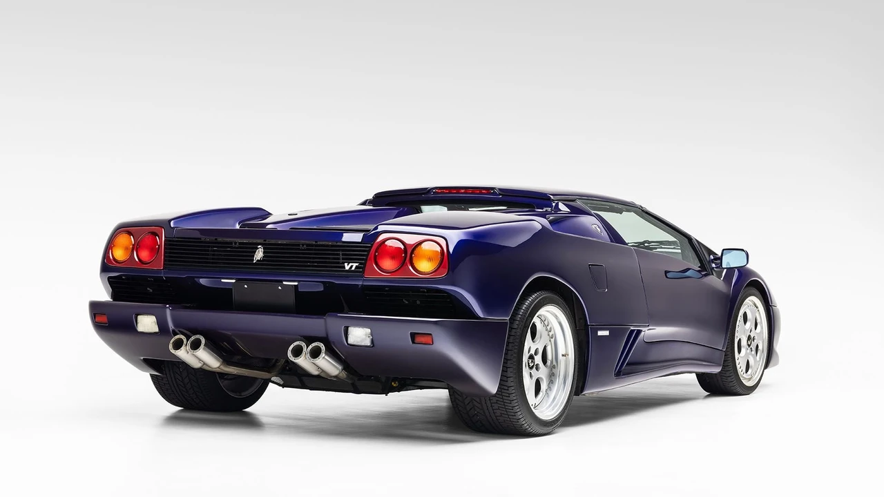 1998 Lamborghini Diablo VT - Image 13 of 31