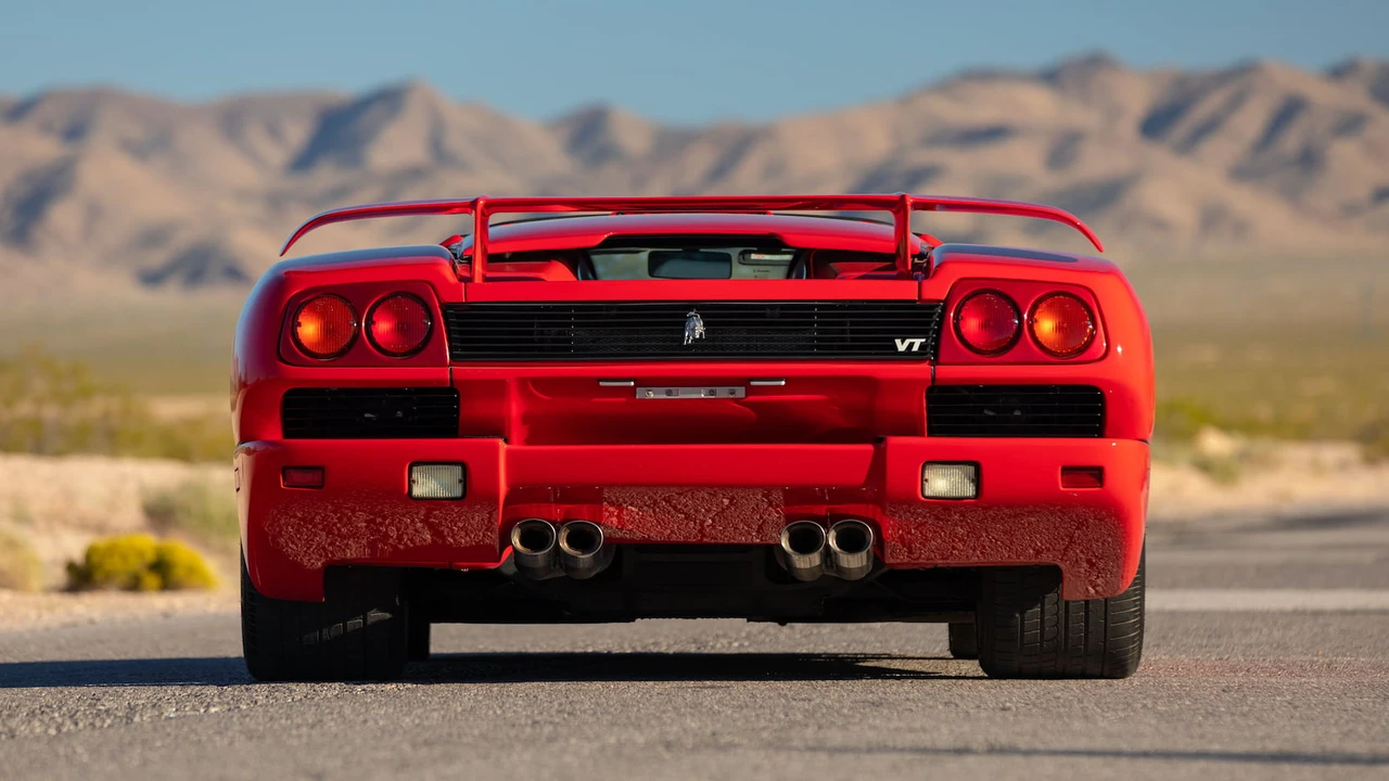 1998 Lamborghini Diablo VT - Image 16 of 30