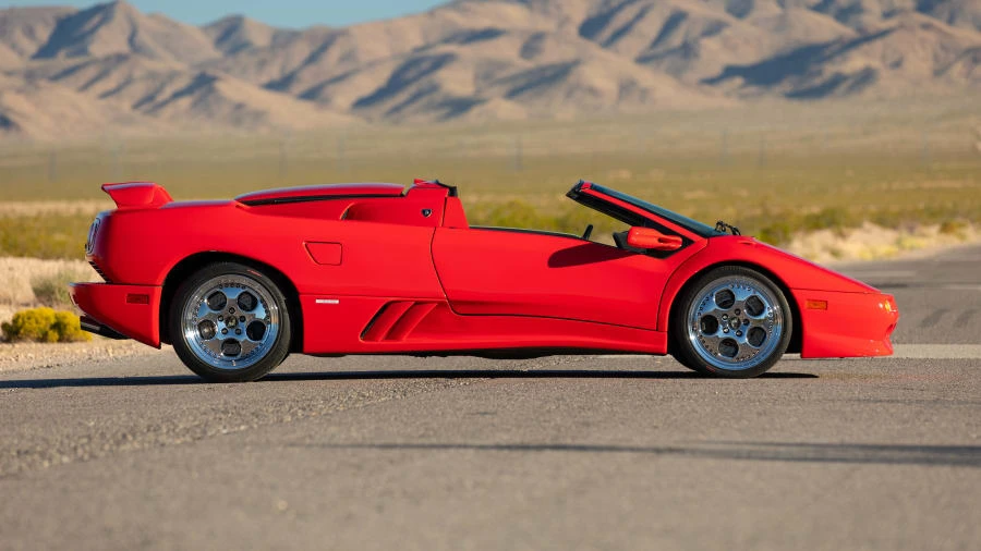 1998 Lamborghini Diablo VT - Image 2 of 30