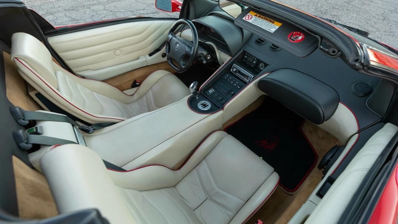 1998 Lamborghini Diablo VT - Image 26 of 30