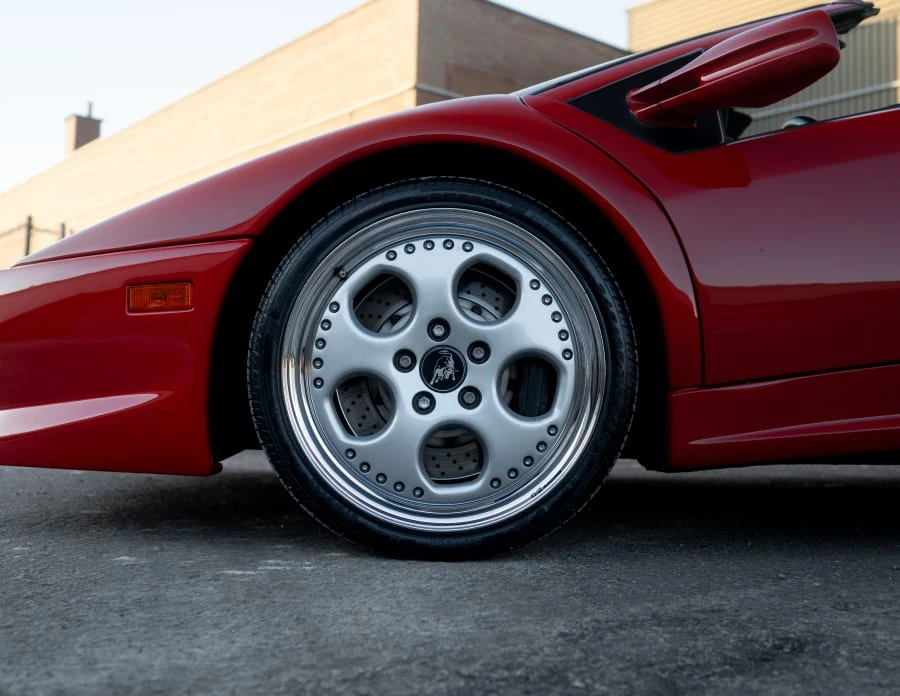 1998 Lamborghini Diablo VT - Image 29 of 31