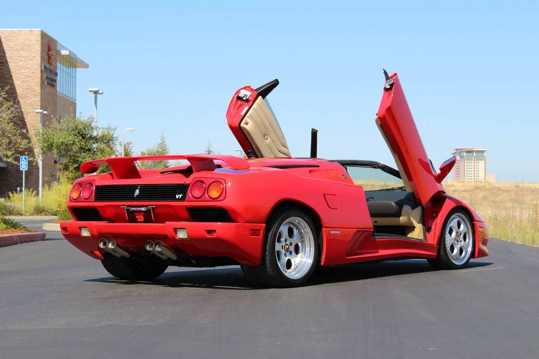 1998 Lamborghini Diablo VT - Image 13 of 31