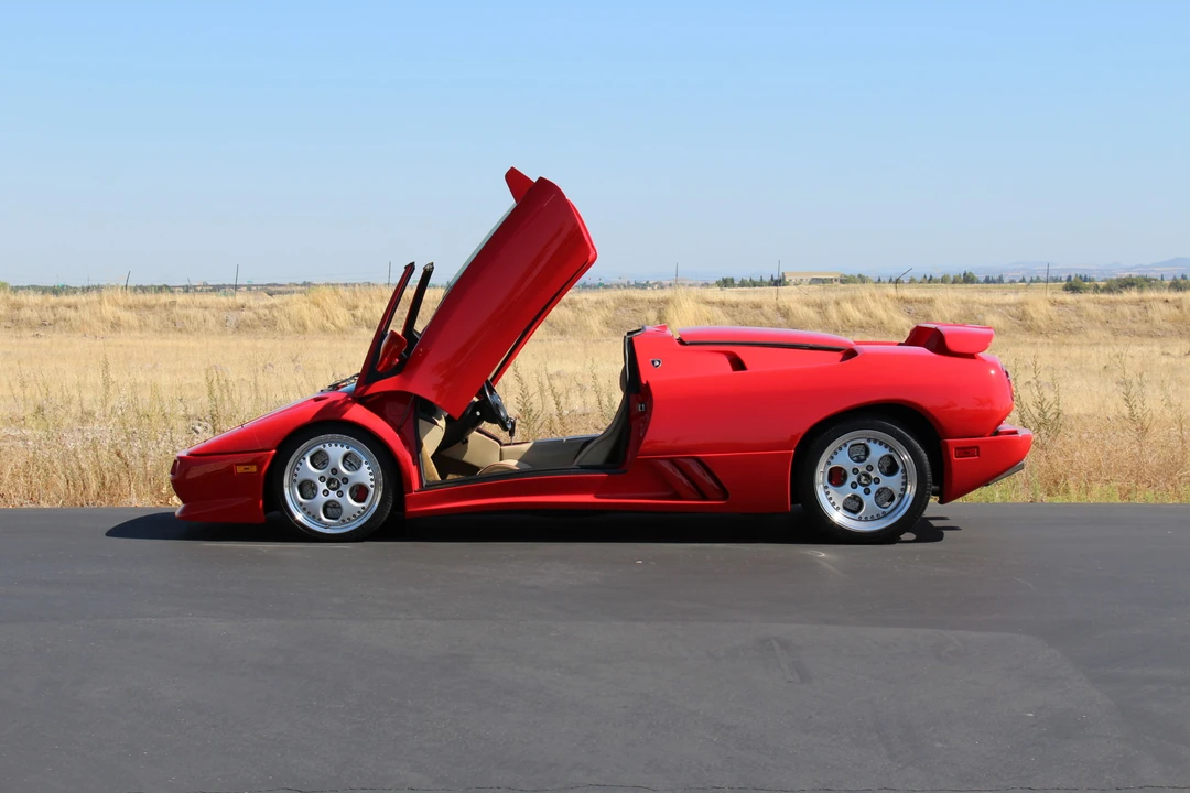1998 Lamborghini Diablo VT - Image 14 of 31