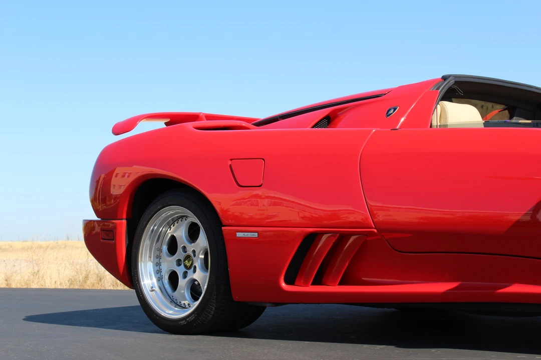 1998 Lamborghini Diablo VT - Image 20 of 31