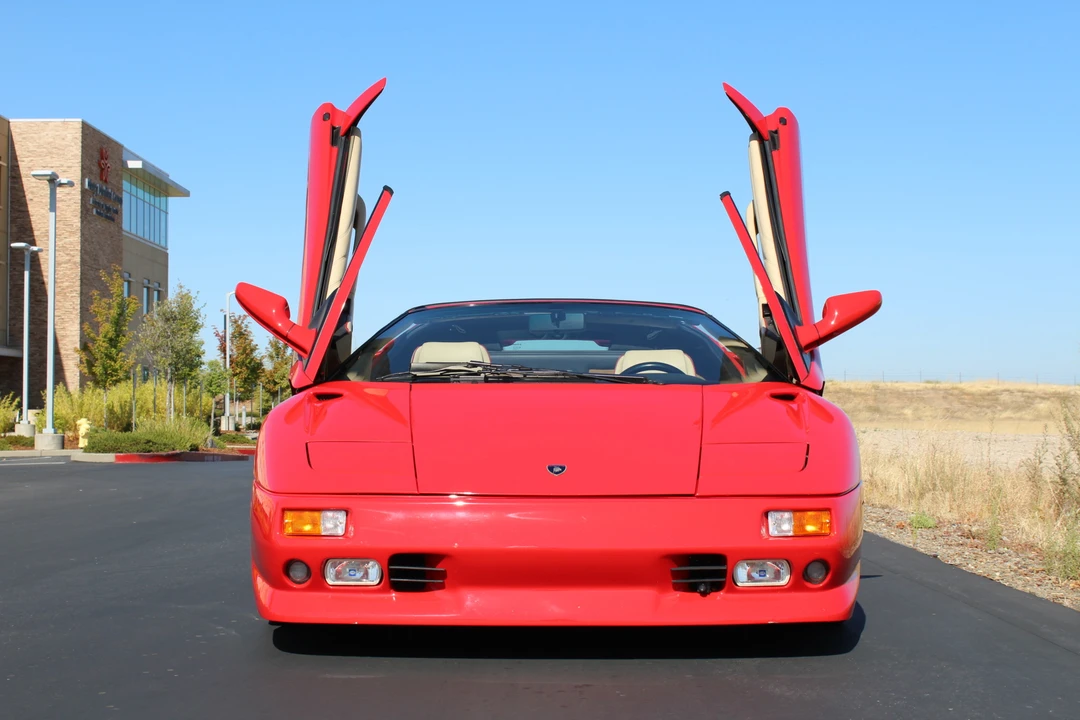 1998 Lamborghini Diablo VT - Image 10 of 31