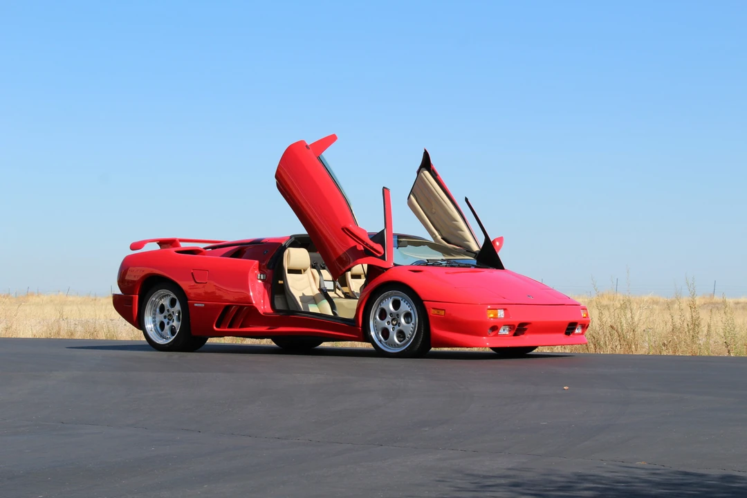 1998 Lamborghini Diablo VT - Image 12 of 31