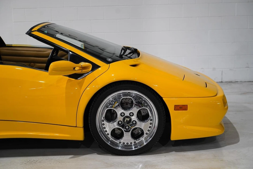 1998 Lamborghini Diablo VT - Image 20 of 21