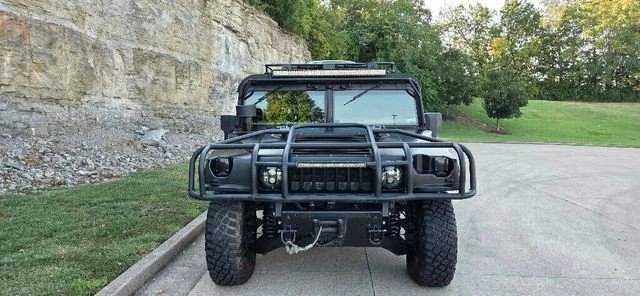 1998 Lamborghini LM002 - Image 5 of 20