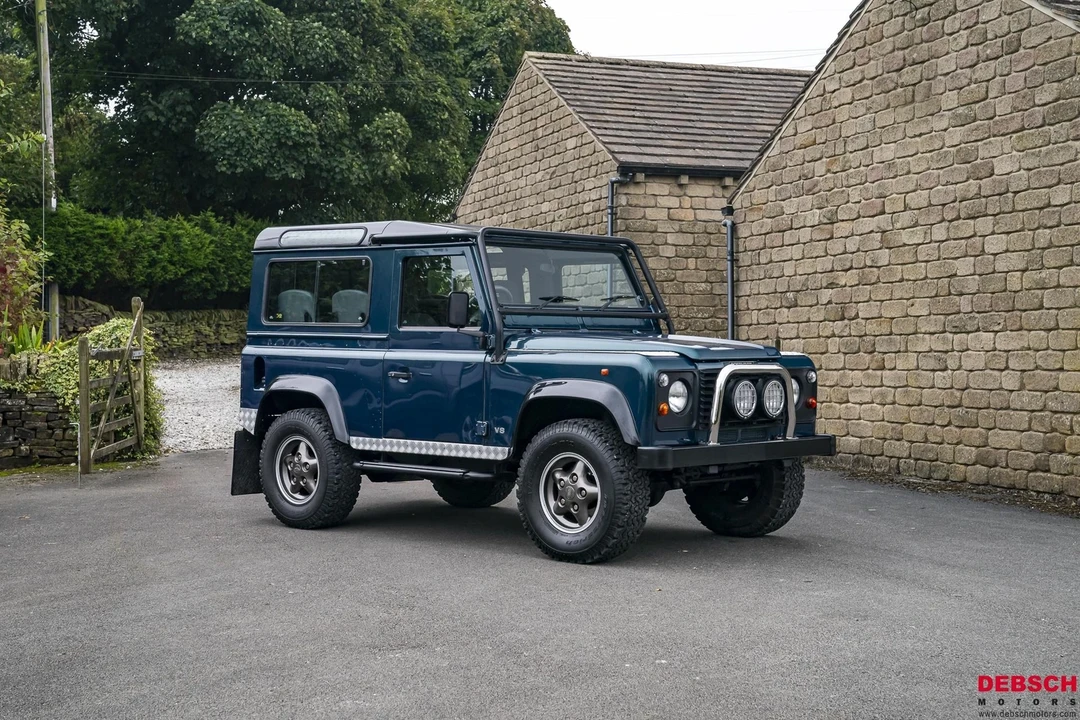 1998 Land Rover Defender 90 - Image 2 of 21