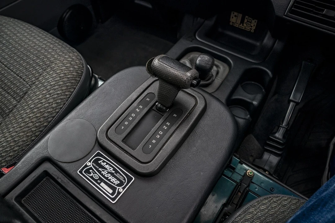 1998 Land Rover Defender 90 - Image 15 of 21