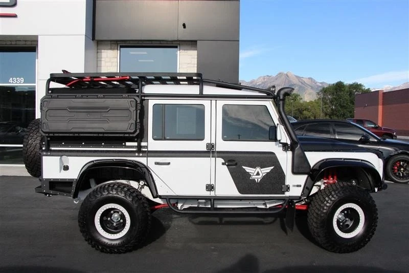 1998 Land Rover Defender 110 - Image 10 of 20
