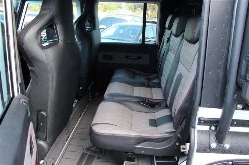 1998 Land Rover Defender 110 - Image 16 of 20