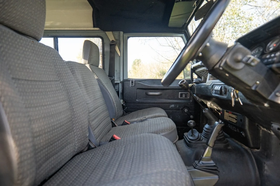 1998 Land Rover Defender - Image 29 of 30