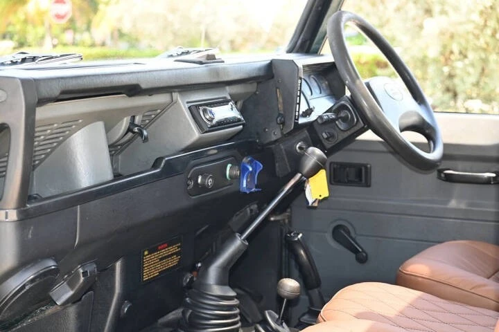 1998 Land Rover Defender - Image 26 of 31