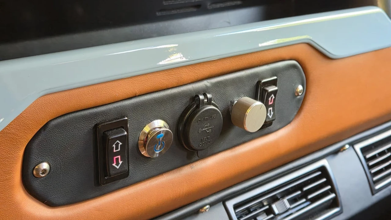 1998 Land Rover Defender - Image 19 of 22