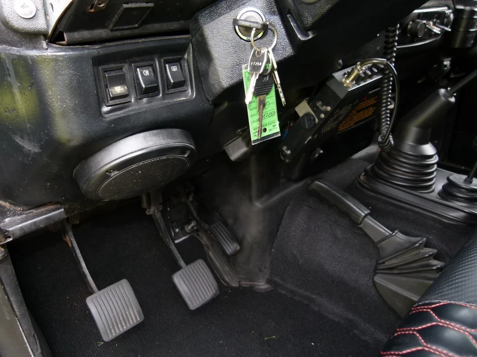 1998 Land Rover Defender 110 - Image 18 of 21
