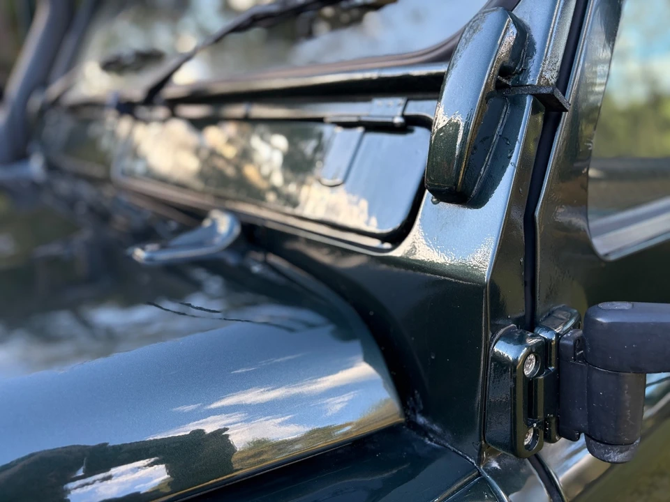 1998 Land Rover Defender 110 - Image 10 of 21