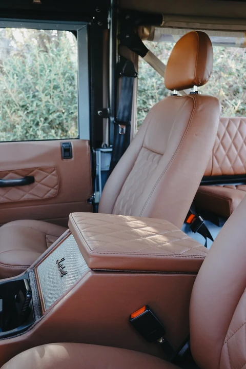 1998 Land Rover Defender - Image 7 of 22