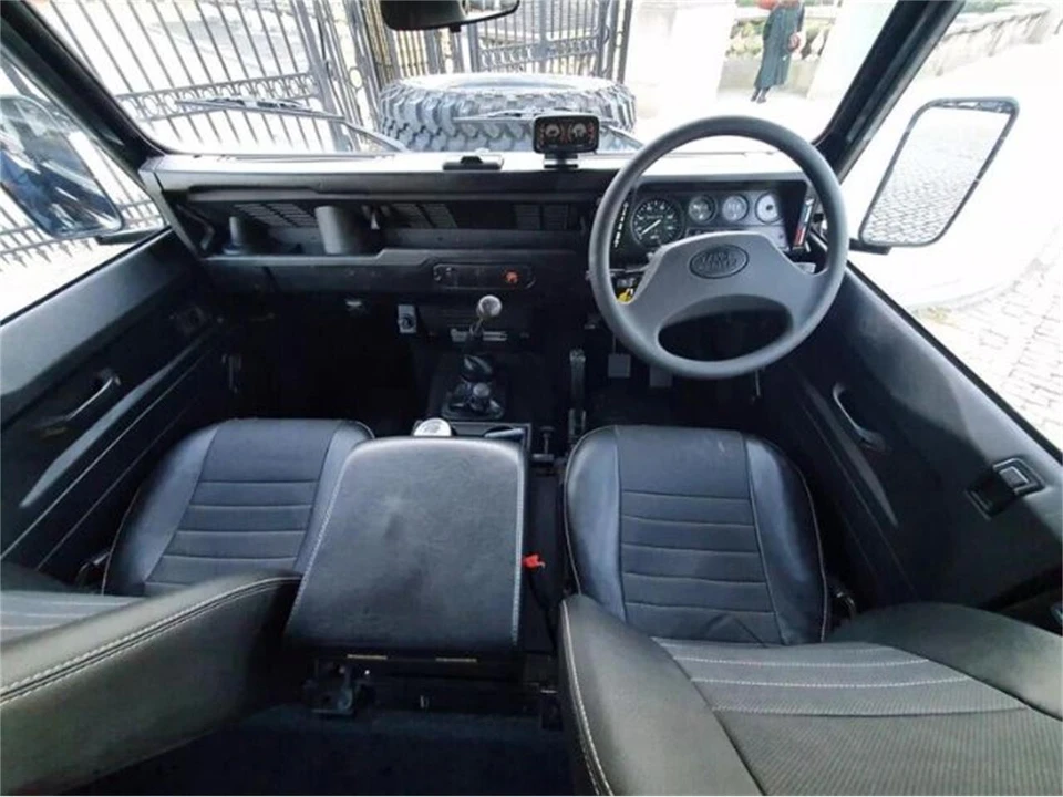 1998 Land Rover Defender - Image 10 of 10
