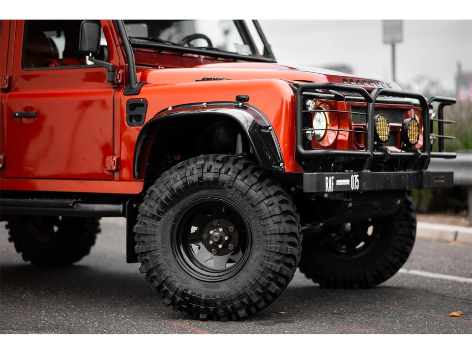 1998 Land Rover Defender 110 - Image 15 of 31