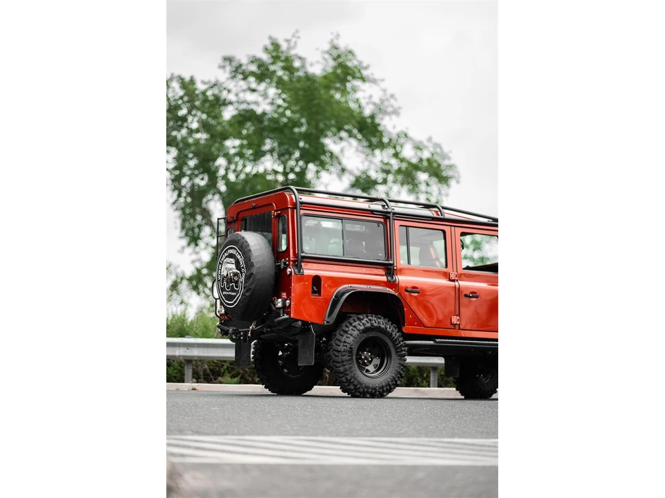 1998 Land Rover Defender 110 - Image 20 of 31