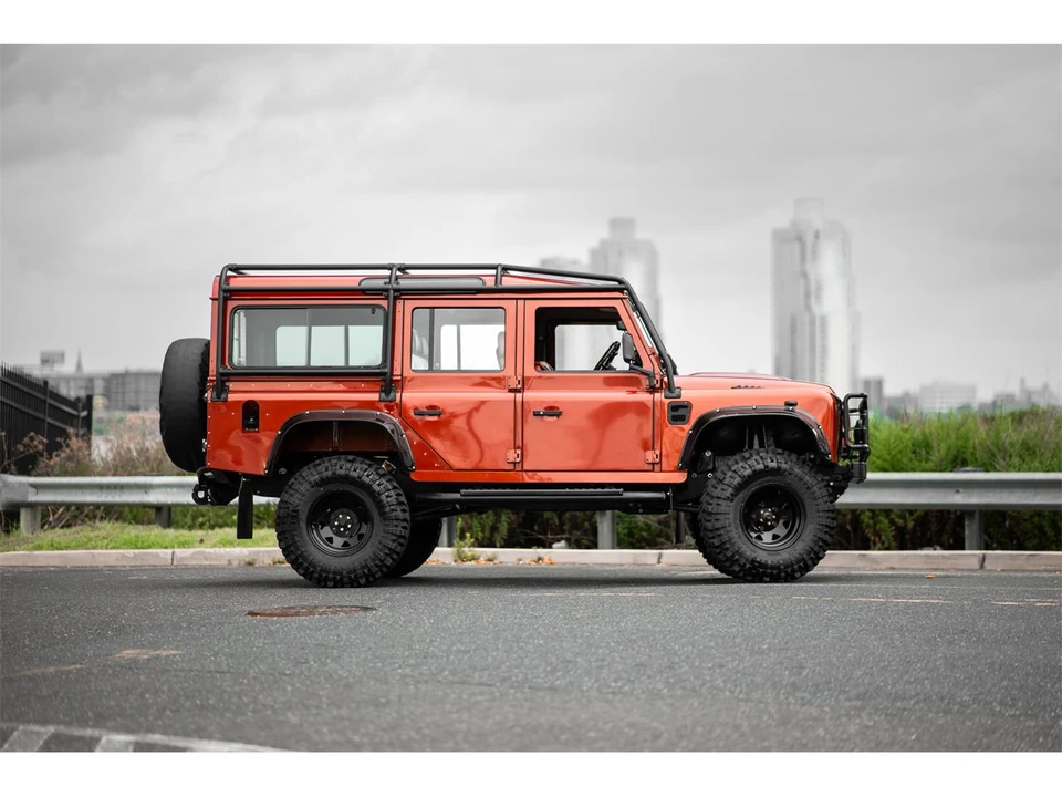 1998 Land Rover Defender 110 - Image 21 of 31
