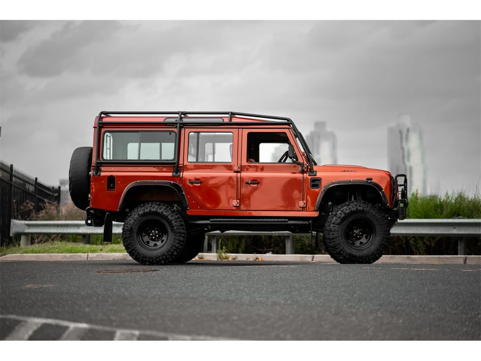 1998 Land Rover Defender 110 - Image 22 of 31